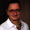 Elke Jonas